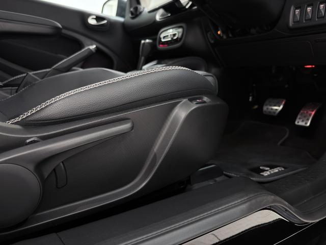 スマートフォーツークーペ BRABUS エクスクルーシブ 右ハンドル/グレー/フローティングナビ/ドラレコ/シートヒーター/正規ディーラー認定中古車/二年保証(24枚目)