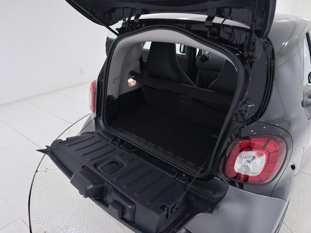 スマートフォーツークーペ BRABUS エクスクルーシブ 右ハンドル/グレー/フローティングナビ/ドラレコ/シートヒーター/正規ディーラー認定中古車/二年保証(40枚目)