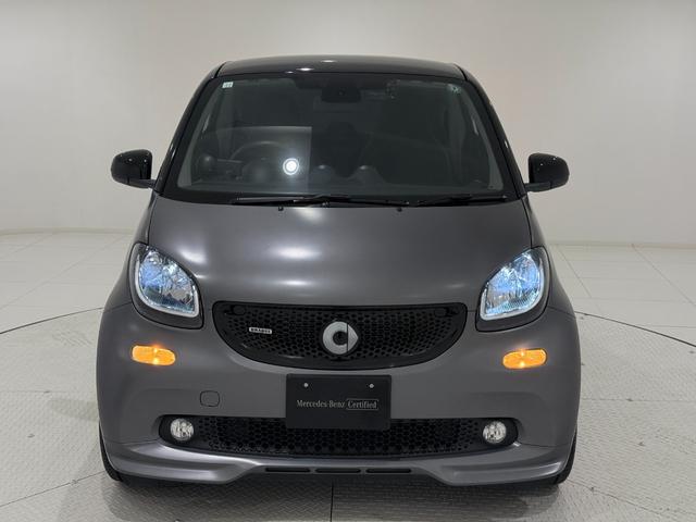 スマートフォーツークーペ BRABUS エクスクルーシブ 右ハンドル/グレー/フローティングナビ/ドラレコ/シートヒーター/正規ディーラー認定中古車/二年保証(42枚目)