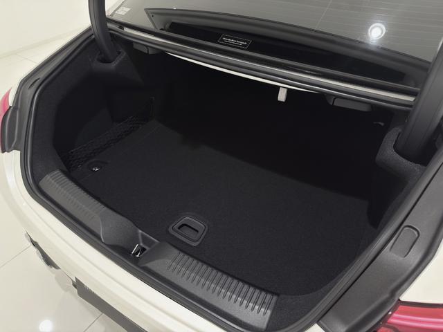 CLSクラス CLS53 4マチック+ ワンオーナー/AMGカーボンP/エアバランスP/ダイナミックセレクト/Burmester/シートヒーター/ベンチレーション/正規ディーラー認定中古車/二年保証(66枚目)