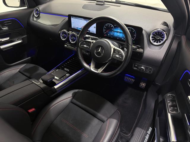 GLAクラス GLA200d 4マチック AMGライン 右ハンドル/コスモスブラック/半革/シートヒーター/ドラレコ/メモリー付きパワーシート/正規ディーラー認定中古車/二年保証(2枚目)