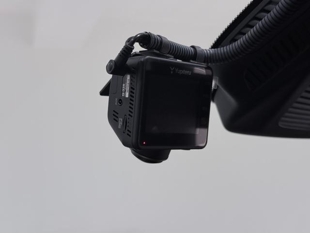 GLAクラス GLA200d 4マチック AMGライン 右ハンドル/コスモスブラック/半革/シートヒーター/ドラレコ/メモリー付きパワーシート/正規ディーラー認定中古車/二年保証(7枚目)