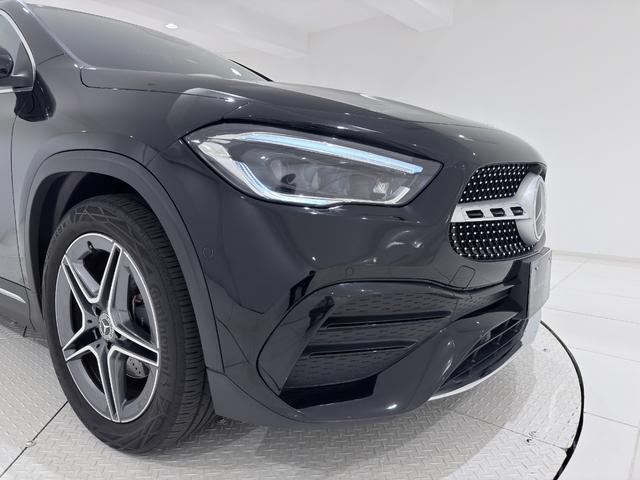 GLAクラス GLA200d 4マチック AMGライン 右ハンドル/コスモスブラック/半革/シートヒーター/ドラレコ/メモリー付きパワーシート/正規ディーラー認定中古車/二年保証(8枚目)