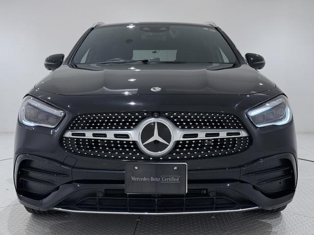 GLAクラス GLA200d 4マチック AMGライン 右ハンドル/コスモスブラック/半革/シートヒーター/ドラレコ/メモリー付きパワーシート/正規ディーラー認定中古車/二年保証(10枚目)