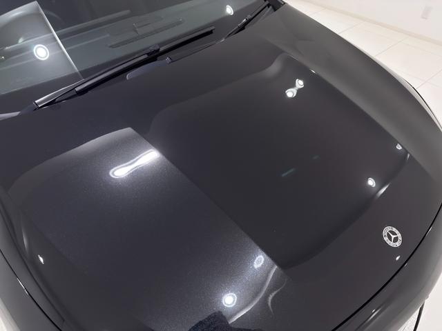 GLAクラス GLA200d 4マチック AMGライン 右ハンドル/コスモスブラック/半革/シートヒーター/ドラレコ/メモリー付きパワーシート/正規ディーラー認定中古車/二年保証(11枚目)