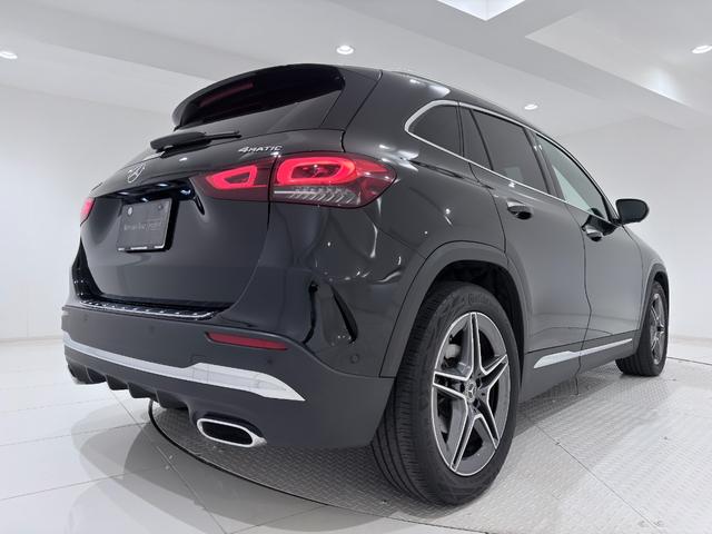 GLAクラス GLA200d 4マチック AMGライン 右ハンドル/コスモスブラック/半革/シートヒーター/ドラレコ/メモリー付きパワーシート/正規ディーラー認定中古車/二年保証(13枚目)