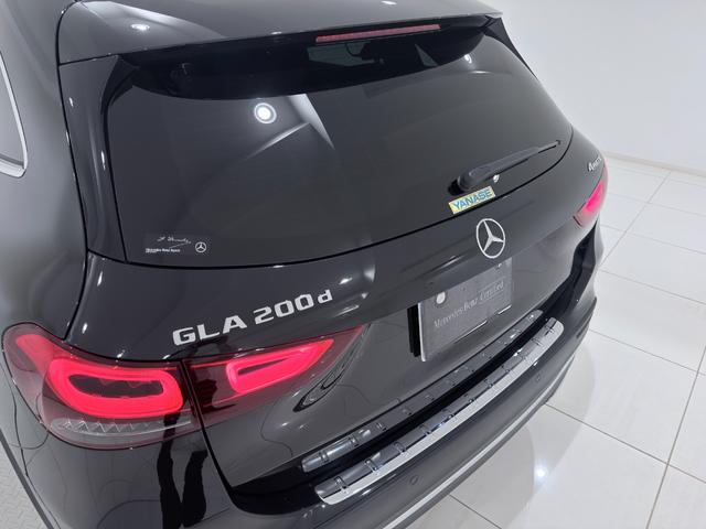 GLAクラス GLA200d 4マチック AMGライン 右ハンドル/コスモスブラック/半革/シートヒーター/ドラレコ/メモリー付きパワーシート/正規ディーラー認定中古車/二年保証(15枚目)