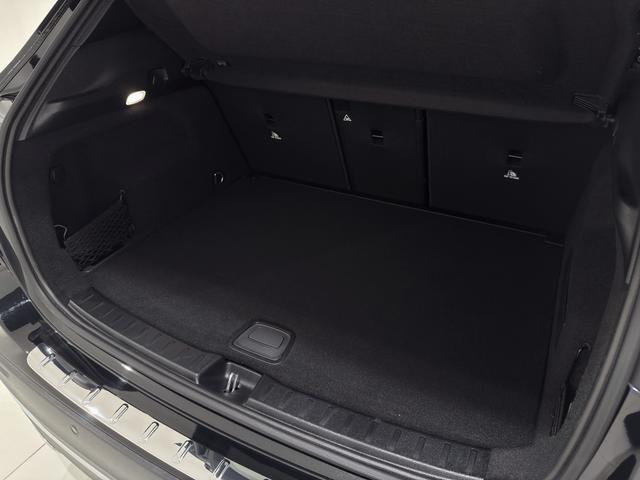 GLAクラス GLA200d 4マチック AMGライン 右ハンドル/コスモスブラック/半革/シートヒーター/ドラレコ/メモリー付きパワーシート/正規ディーラー認定中古車/二年保証(59枚目)