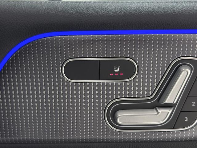 ＧＬＢ ＧＬＢ２００ｄ　４マチック　右ハンドル／イリジウムシルバー／シートヒーター／半革／ドラレコ／メモリー付きパワーシート／正規ディーラー認定中古車／二年保証（5枚目）