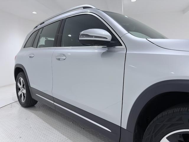 ＧＬＢ ＧＬＢ２００ｄ　４マチック　右ハンドル／イリジウムシルバー／シートヒーター／半革／ドラレコ／メモリー付きパワーシート／正規ディーラー認定中古車／二年保証（16枚目）