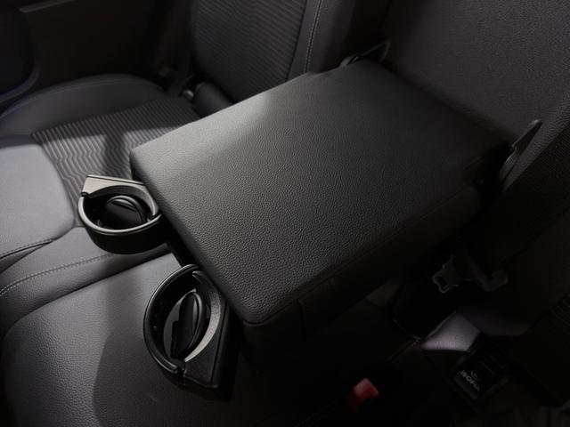 ＧＬＢ ＧＬＢ２００ｄ　４マチック　右ハンドル／イリジウムシルバー／シートヒーター／半革／ドラレコ／メモリー付きパワーシート／正規ディーラー認定中古車／二年保証（41枚目）