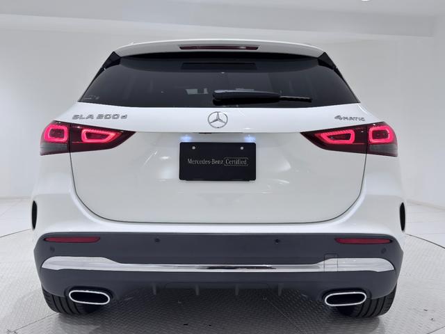 GLAクラス GLA200d 4マチック AMGライン 右ハンドル/ポーラーホワイト/レーダーセーフティーP/シートヒーター/ドラレコ/半革/メモリー付きパワーシート/正規ディーラー認定中古車/二年保証(14枚目)
