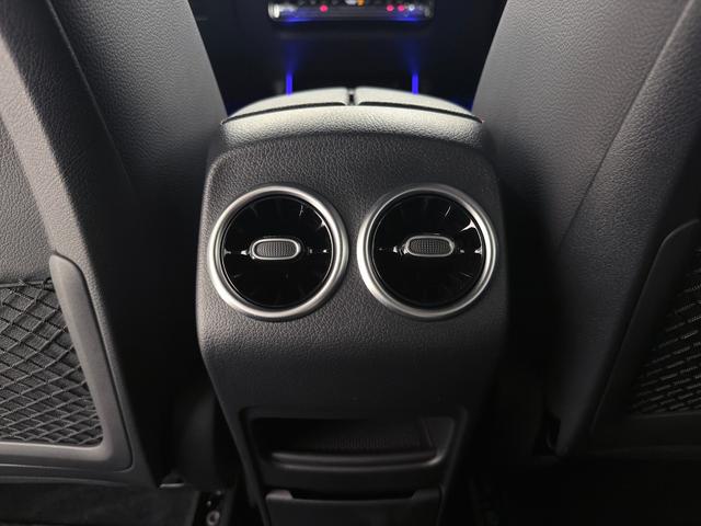 GLAクラス GLA200d 4マチック AMGライン 右ハンドル/ポーラーホワイト/レーダーセーフティーP/シートヒーター/ドラレコ/半革/メモリー付きパワーシート/正規ディーラー認定中古車/二年保証(42枚目)