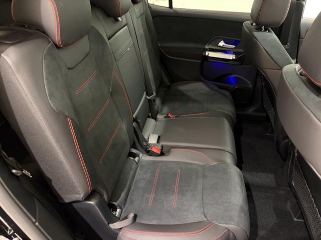 GLB GLB200d 4マチック AMGラインパッケージ 右ハンドル/コスモスブラック/パノラミックスライディングルーフ/メモリー付きパワーシート/シートヒーター/半革/正規ディーラー認定中古車/二年保証(10枚目)