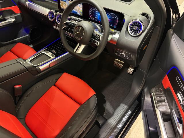 GLB GLB200d 4マチック AMGラインパッケージ 右ハンドル/コスモスブラック/赤半革/HUD/パノラミックスライディングルーフ/メモリー付きパワーシート/正規ディーラー認定中古車/二年保証(2枚目)