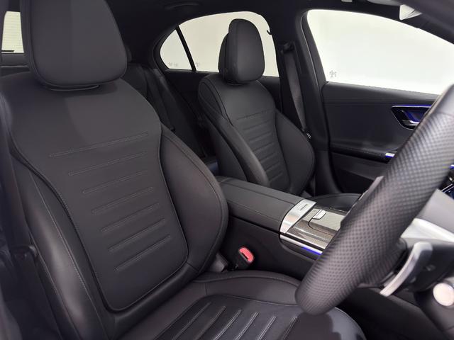 Cクラス C200 4マチックアバンギャルド AMGライン ワンオーナー/右ハンドル/オパリスホワイト/レザーエクスクルーシブP/パノラミックスライディングルーフ/HUD/シートヒーター/メモリー付きパワーシート/正規ディーラー認定中古車/二年保証(3枚目)