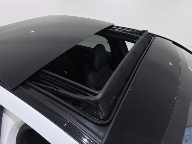 Cクラス C200 4マチックアバンギャルド AMGライン ワンオーナー/右ハンドル/オパリスホワイト/レザーエクスクルーシブP/パノラミックスライディングルーフ/HUD/シートヒーター/メモリー付きパワーシート/正規ディーラー認定中古車/二年保証(7枚目)