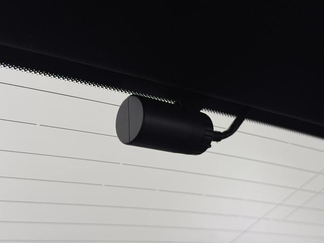 Cクラス C200 4マチックアバンギャルド AMGライン ワンオーナー/右ハンドル/オパリスホワイト/レザーエクスクルーシブP/パノラミックスライディングルーフ/HUD/シートヒーター/メモリー付きパワーシート/正規ディーラー認定中古車/二年保証(10枚目)