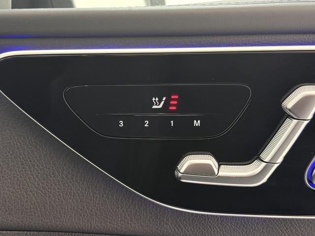 Cクラス C200 4マチックアバンギャルド AMGライン ワンオーナー/右ハンドル/オパリスホワイト/レザーエクスクルーシブP/パノラミックスライディングルーフ/HUD/シートヒーター/メモリー付きパワーシート/正規ディーラー認定中古車/二年保証(11枚目)