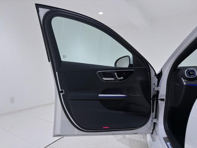 Cクラス C200 4マチックアバンギャルド AMGライン ワンオーナー/右ハンドル/オパリスホワイト/レザーエクスクルーシブP/パノラミックスライディングルーフ/HUD/シートヒーター/メモリー付きパワーシート/正規ディーラー認定中古車/二年保証(30枚目)