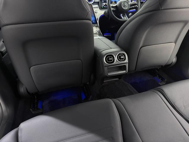 Cクラス C200 4マチックアバンギャルド AMGライン ワンオーナー/右ハンドル/オパリスホワイト/レザーエクスクルーシブP/パノラミックスライディングルーフ/HUD/シートヒーター/メモリー付きパワーシート/正規ディーラー認定中古車/二年保証(45枚目)