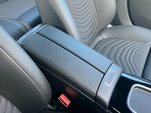 日本全国に張り巡らされたメルセデス・ベンツ正規サービスネットワークのサポートを受けることができます。これもメルセデスの認定中古車ならではの、安心感のひとつ。