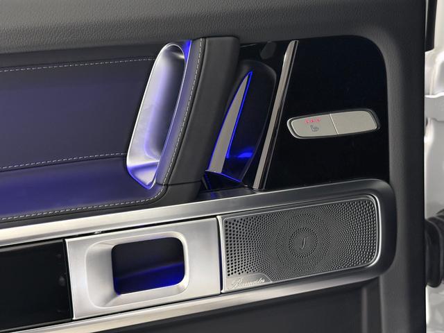 Ｇクラス Ｇ４００ｄ　ＡＭＧライン　ワンオーナー／右ハンドル／オパリスホワイト／レーダーセーフティーＰ／ラグジュアリーＰ／Ｂｕｒｍｅｓｔｅｒ／シートヒーター／ガラススライディングルーフ／正規ディーラー認定中古車／二年保証（40枚目）