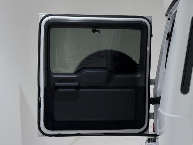 Ｇクラス Ｇ４００ｄ　ＡＭＧライン　ワンオーナー／右ハンドル／オパリスホワイト／レーダーセーフティーＰ／ラグジュアリーＰ／Ｂｕｒｍｅｓｔｅｒ／シートヒーター／ガラススライディングルーフ／正規ディーラー認定中古車／二年保証（63枚目）