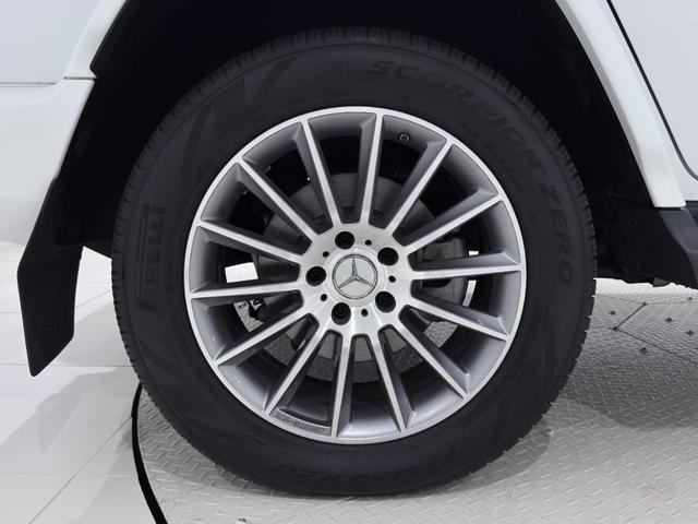 Ｇクラス Ｇ４００ｄ　ＡＭＧライン　ワンオーナー／右ハンドル／オパリスホワイト／レーダーセーフティーＰ／ラグジュアリーＰ／Ｂｕｒｍｅｓｔｅｒ／シートヒーター／ガラススライディングルーフ／正規ディーラー認定中古車／二年保証（64枚目）