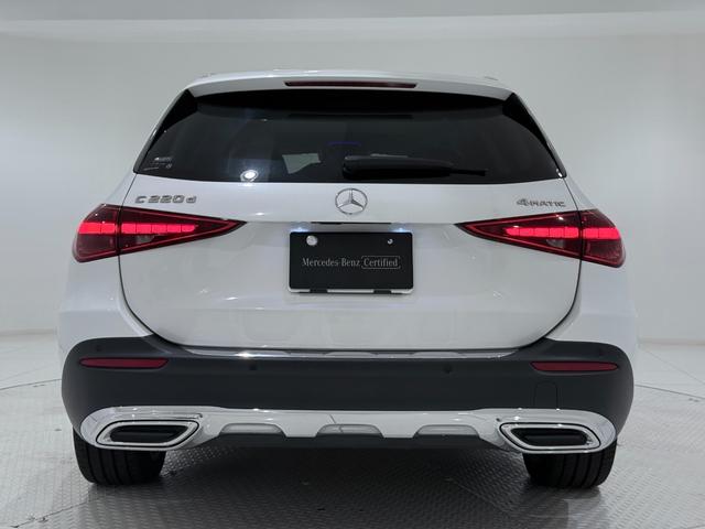 Cクラスオールテレイン C220d 4マチック オールテレイン ワンオーナー/右ハンドル/オパリスホワイト/レザーエクスクルーシブP/HUD/Burmester/パノラミックスライディングルーフ/ベンチレーション/正規ディーラー認定中古車/二年保証(17枚目)