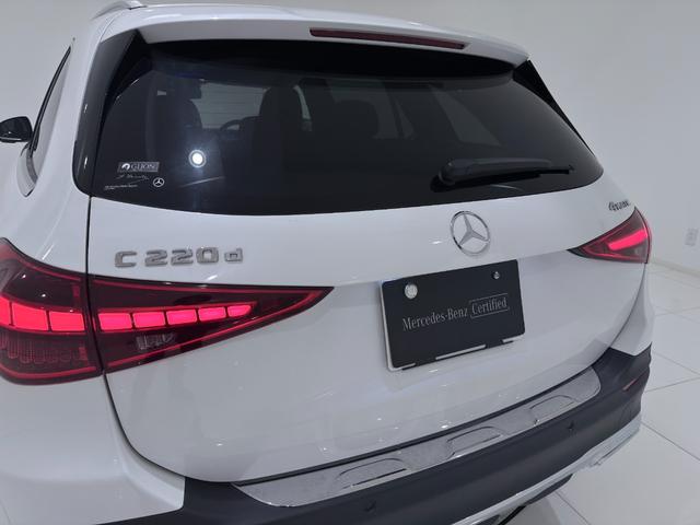 Cクラスオールテレイン C220d 4マチック オールテレイン ワンオーナー/右ハンドル/オパリスホワイト/レザーエクスクルーシブP/HUD/Burmester/パノラミックスライディングルーフ/ベンチレーション/正規ディーラー認定中古車/二年保証(18枚目)