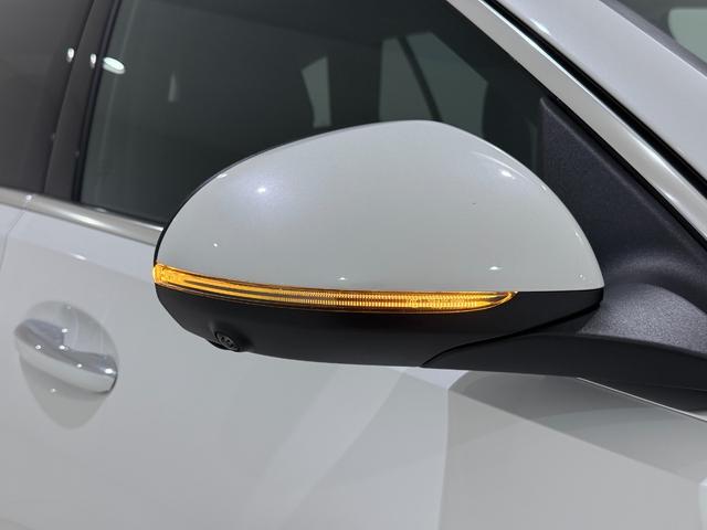 Cクラスオールテレイン C220d 4マチック オールテレイン ワンオーナー/右ハンドル/オパリスホワイト/レザーエクスクルーシブP/HUD/Burmester/パノラミックスライディングルーフ/ベンチレーション/正規ディーラー認定中古車/二年保証(22枚目)