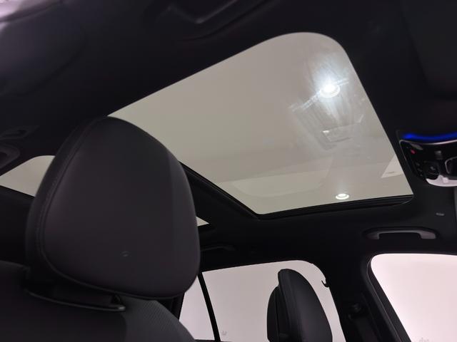 Cクラスステーションワゴン C220dステーションワゴンアバンギルドAMGライP ワンオーナー/右ハンドル/オパリスホワイト/ドライバーズP/HUD/Burmester/シートヒーター/ベンチレーション/正規ディーラー認定中古車/二年保証(8枚目)