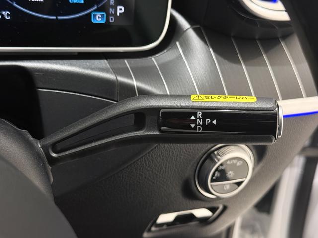 Cクラスステーションワゴン C220dステーションワゴンアバンギルドAMGライP ワンオーナー/右ハンドル/オパリスホワイト/ドライバーズP/HUD/Burmester/シートヒーター/ベンチレーション/正規ディーラー認定中古車/二年保証(57枚目)