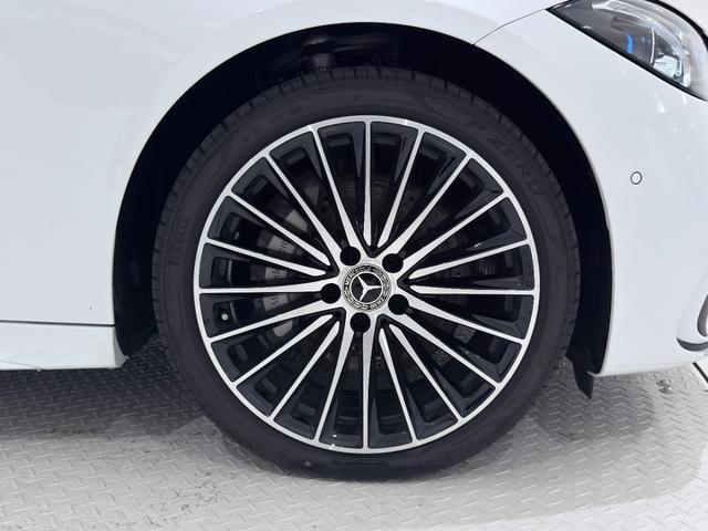 Cクラスステーションワゴン C220dステーションワゴンアバンギルドAMGライP ワンオーナー/右ハンドル/オパリスホワイト/ドライバーズP/HUD/Burmester/シートヒーター/ベンチレーション/正規ディーラー認定中古車/二年保証(65枚目)