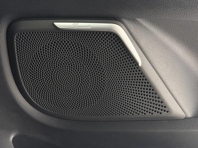 Ｖクラス Ｖ２２０ｄエクスクルーシブロングプラチナスイート　ワンオーナー／オブシディアンブラック／パノラミックスライディングルーフ／シートヒーター／ベンチレーション／Ｂｕｒｍｅｓｔｅｒ／正規ディーラー認定中古車／二年保証（6枚目）