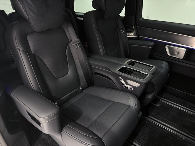Ｖクラス Ｖ２２０ｄエクスクルーシブロングプラチナスイート　ワンオーナー／オブシディアンブラック／パノラミックスライディングルーフ／シートヒーター／ベンチレーション／Ｂｕｒｍｅｓｔｅｒ／正規ディーラー認定中古車／二年保証（13枚目）