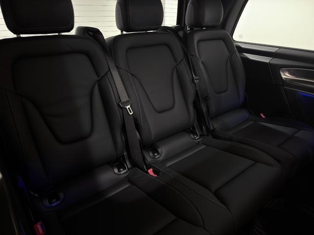 Ｖクラス Ｖ２２０ｄエクスクルーシブロングプラチナスイート　ワンオーナー／オブシディアンブラック／パノラミックスライディングルーフ／シートヒーター／ベンチレーション／Ｂｕｒｍｅｓｔｅｒ／正規ディーラー認定中古車／二年保証（14枚目）