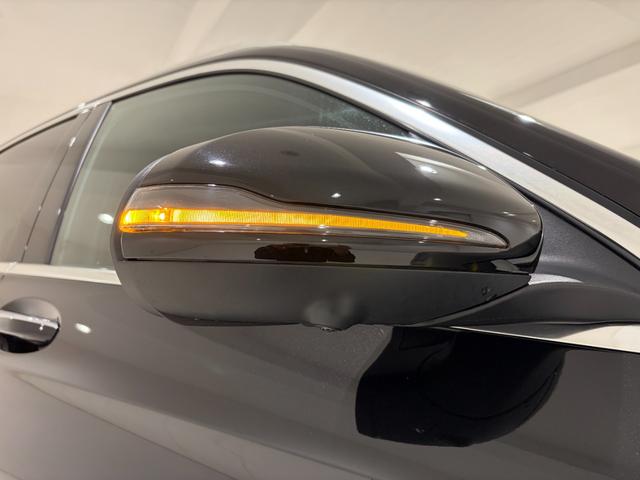 ＧＬＣ ＧＬＣ２２０ｄ　４マチック　ワンオーナー／右ハンドル／オブシディアンブラック／レーダーセーフティーＰ／エアバランスＰ／シートヒーター／メモリー付きパワーシート／正規ディーラー認定中古車／二年保証（18枚目）