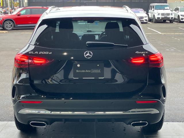 ＧＬＡクラス ＧＬＡ２００ｄ　４マチック　アーバンスターズ　ワンオーナー／右ハンドル／コスモブラック／アドバンスドＰ／ドライビングアシスタンスＰ／パノラミックスライディングルーフ／メモリー付きパワーシート／シートヒーター／正規ディーラー認定中古車／二年保証（3枚目）