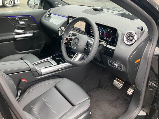 ＧＬＡクラス ＧＬＡ２００ｄ　４マチック　アーバンスターズ　ワンオーナー／右ハンドル／コスモブラック／アドバンスドＰ／ドライビングアシスタンスＰ／パノラミックスライディングルーフ／メモリー付きパワーシート／シートヒーター／正規ディーラー認定中古車／二年保証（9枚目）