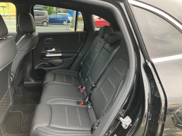 ＧＬＡクラス ＧＬＡ２００ｄ　４マチック　アーバンスターズ　ワンオーナー／右ハンドル／コスモブラック／アドバンスドＰ／ドライビングアシスタンスＰ／パノラミックスライディングルーフ／メモリー付きパワーシート／シートヒーター／正規ディーラー認定中古車／二年保証（19枚目）