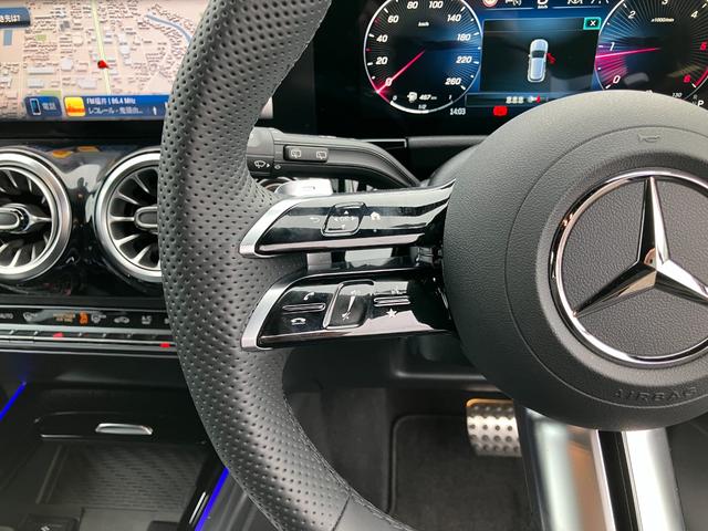 ＧＬＡクラス ＧＬＡ２００ｄ　４マチック　アーバンスターズ　ワンオーナー／右ハンドル／コスモブラック／アドバンスドＰ／ドライビングアシスタンスＰ／パノラミックスライディングルーフ／メモリー付きパワーシート／シートヒーター／正規ディーラー認定中古車／二年保証（23枚目）