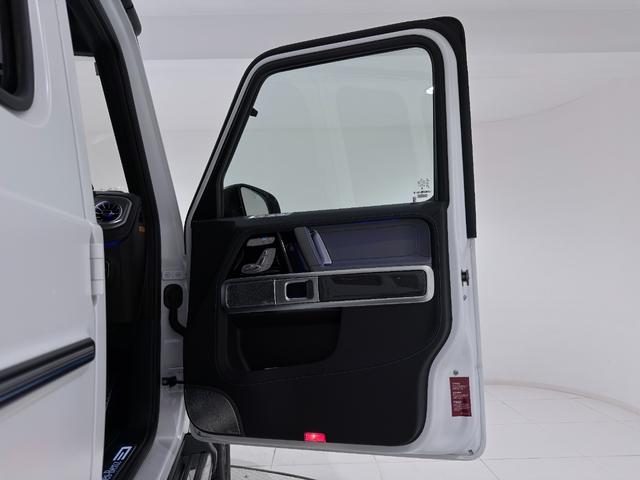 Ｇクラス Ｇ５８０　ウィズＥＱテクノロジーエディション１　ワンオーナー／右ハンドル／オパリスホワイトマグノ（マット）／ガラススライディングルーフ／ドラレコ／ベンチレーション／Ｂｕｒｍｅｓｔｅｒ／正規ディーラー認定中古車／二年保証（13枚目）