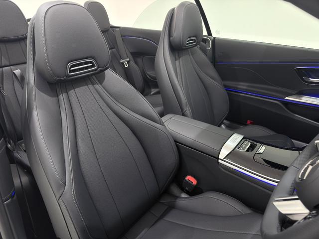 ＣＬＥ ＣＬＥ２００　カブリオレ　スポーツ　ワンオーナー／右ハンドル／グラファイトグレー／ドライバーズＰ／メモリー付きパワーシート／シートヒーター／正規ディーラー認定中古車／二年保証（3枚目）