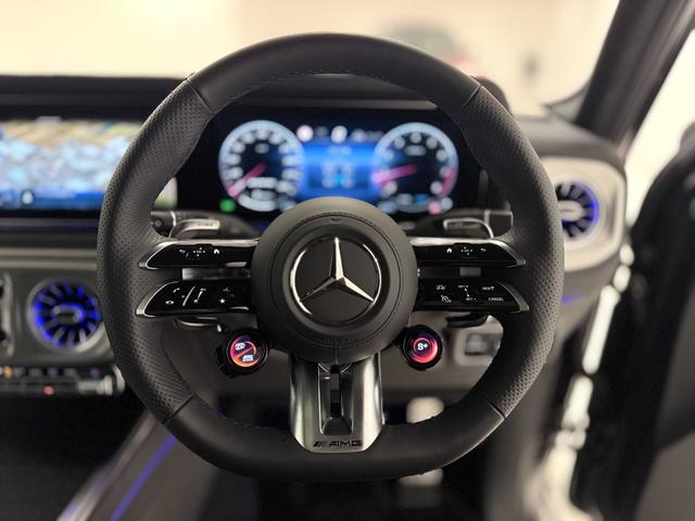 Ｇクラス Ｇ６３　ワンオーナー／右ハンドル／ナイトブラックマグノ（マット）／ガラススライディングルーフ／Ｂｕｒｍｅｓｔｅｒ／シートヒーター／ベンチレーション／リラクゼーション／正規ディーラー認定中古車／二年保証（16枚目）