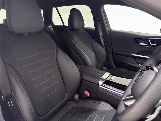 Ｃクラスステーションワゴン Ｃ２２０ｄ　ステーションワゴン　スポーツ　ワンオーナー／右ハンドル／オブシディアンブラック／シートヒーター／メモリー付きパワーシート／半革／正規ディーラー認定中古車／二年保証（3枚目）