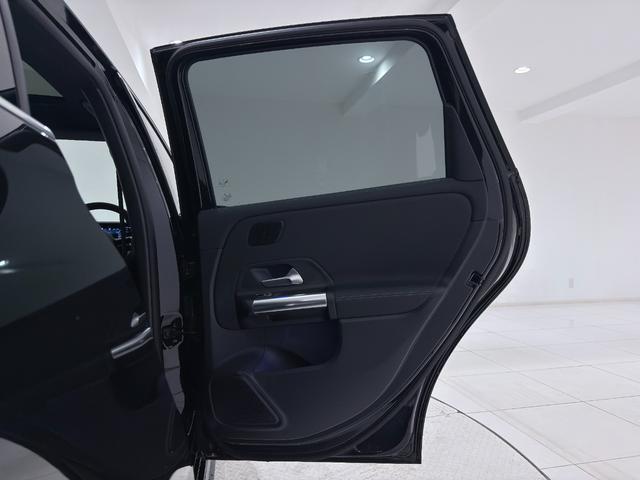 Ｂクラス Ｂ２００ｄ　ＡＭＧラインパッケージ　ワンオーナー／右ハンドル／コスモスブラック／レザーエクスクルーシブＰ／アドバンスドＰ／パノラミックスライディングルーフ／シートヒーター／メモリー付きパワーシート／正規ディーラー認定中古車／二年保証（11枚目）