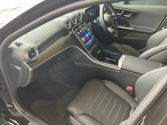 Ｃクラス Ｃ２２０ｄ　ラグジュアリー　ワンオーナー／右ハンドル／オブシディアンブラック／ドライバーズＰ／パノラミックスライディングルーフ／シートヒーター／ベンチレーション／Ｂｕｒｍｅｓｔｅｒ／正規ディーラー認定中古車／二年保証（14枚目）