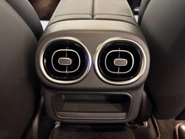 �y���q�l���}�z�d�Ԃł����X�̂��q�l�́A���A���𒸂���΂i�q����w�܂ł��}���ɎQ��܂��B���C�y�ɂ��p�����������B